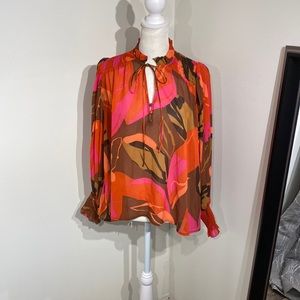 Sunoco floral blouse